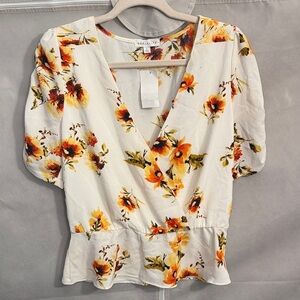 Socialite Floral V-Neck Blouse in White and Orange